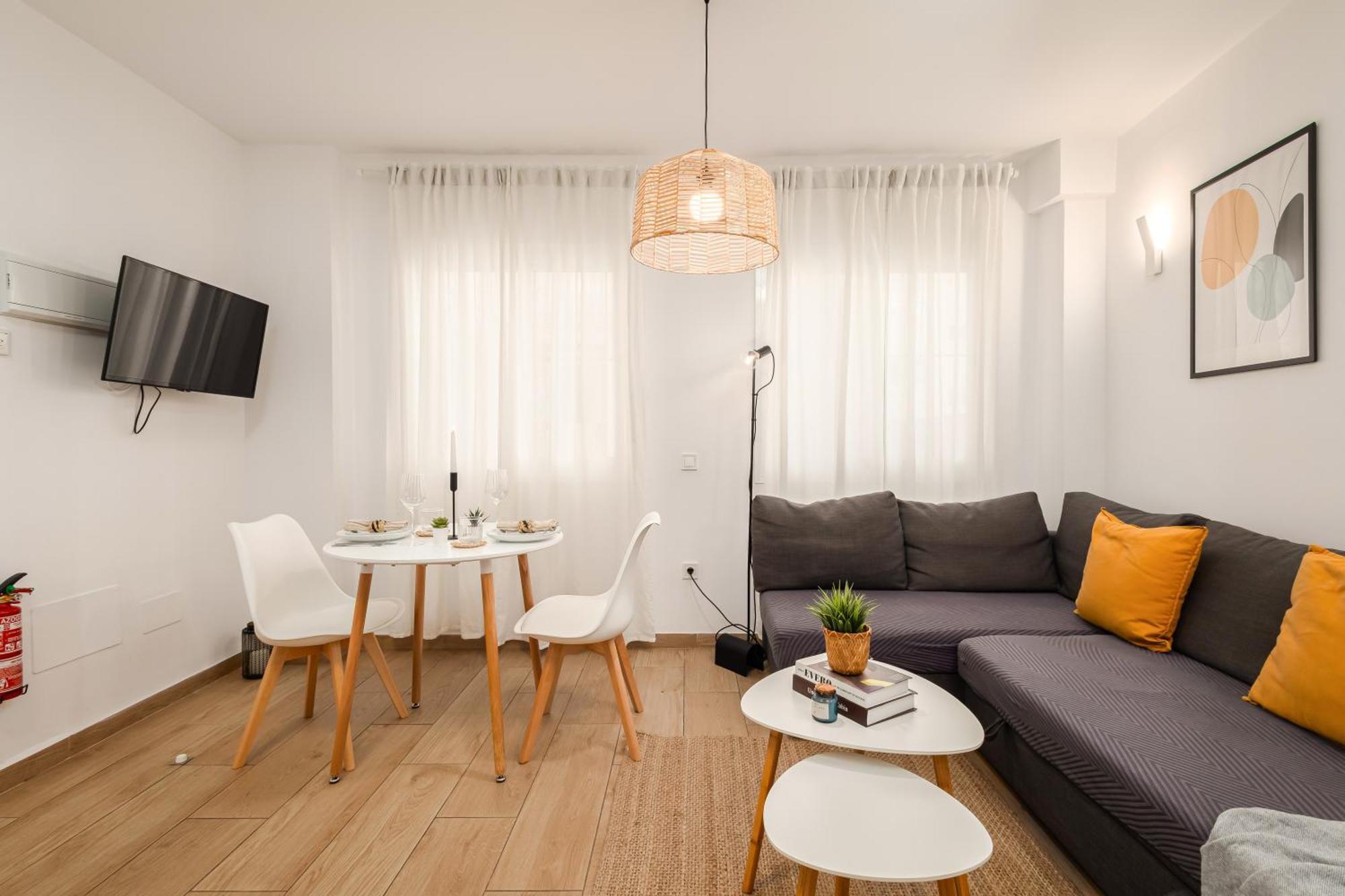 Nordik Apartments Urban - Perchel "Skogar" Малага Екстер'єр фото